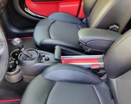 Черный Мини Кантримен, объемом двигателя 1.6 л и пробегом 107 тыс. км за 16000 $, фото 4 на Automoto.ua