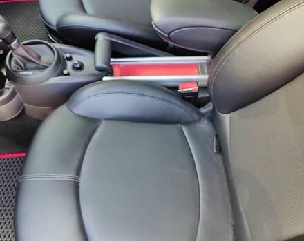 Черный Мини Кантримен, объемом двигателя 1.6 л и пробегом 107 тыс. км за 16000 $, фото 2 на Automoto.ua