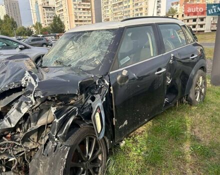 Чорний Міні Кантрімен, об'ємом двигуна 1.6 л та пробігом 140 тис. км за 2700 $, фото 1 на Automoto.ua