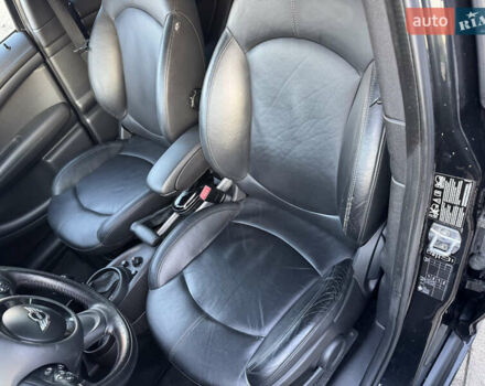 Чорний Міні Кантрімен, об'ємом двигуна 1.6 л та пробігом 183 тис. км за 9900 $, фото 23 на Automoto.ua