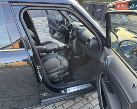 Чорний Міні Кантрімен, об'ємом двигуна 1.6 л та пробігом 183 тис. км за 9900 $, фото 20 на Automoto.ua