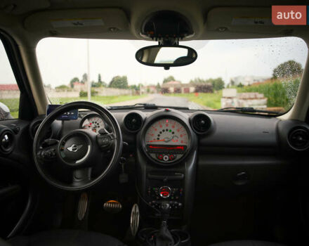 Чорний Міні Кантрімен, об'ємом двигуна 1.6 л та пробігом 135 тис. км за 11500 $, фото 37 на Automoto.ua