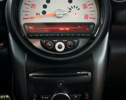 Чорний Міні Кантрімен, об'ємом двигуна 1.6 л та пробігом 135 тис. км за 11500 $, фото 53 на Automoto.ua