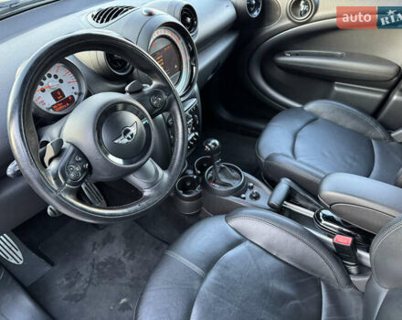 Чорний Міні Кантрімен, об'ємом двигуна 1.6 л та пробігом 183 тис. км за 9900 $, фото 17 на Automoto.ua