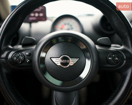 Чорний Міні Кантрімен, об'ємом двигуна 1.6 л та пробігом 135 тис. км за 11500 $, фото 49 на Automoto.ua