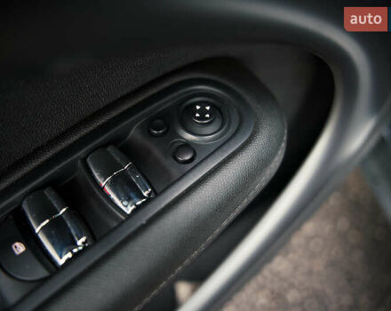 Чорний Міні Кантрімен, об'ємом двигуна 1.6 л та пробігом 135 тис. км за 11500 $, фото 34 на Automoto.ua