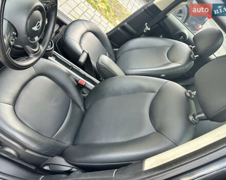 Чорний Міні Кантрімен, об'ємом двигуна 1.6 л та пробігом 194 тис. км за 11000 $, фото 12 на Automoto.ua