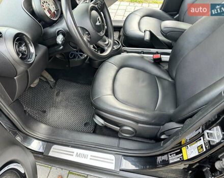 Чорний Міні Кантрімен, об'ємом двигуна 1.6 л та пробігом 194 тис. км за 11000 $, фото 14 на Automoto.ua