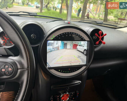 Черный Мини Кантримен, объемом двигателя 1.6 л и пробегом 75 тыс. км за 12500 $, фото 12 на Automoto.ua