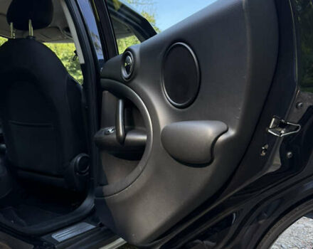 Чорний Міні Кантрімен, об'ємом двигуна 2 л та пробігом 192 тис. км за 15999 $, фото 25 на Automoto.ua