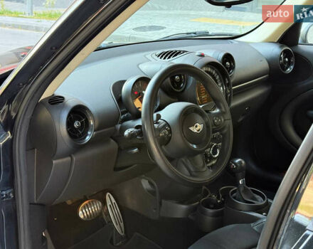 Чорний Міні Кантрімен, об'ємом двигуна 2 л та пробігом 192 тис. км за 15999 $, фото 7 на Automoto.ua