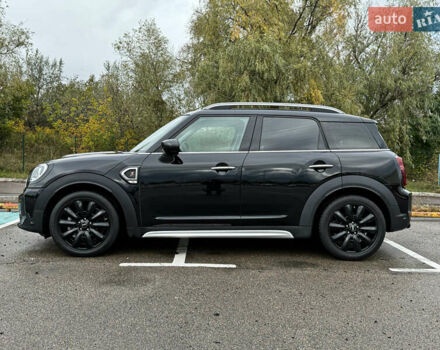 Черный Мини Кантримен, объемом двигателя 2 л и пробегом 73 тыс. км за 23900 $, фото 14 на Automoto.ua