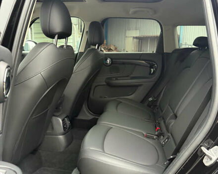 Черный Мини Кантримен, объемом двигателя 2 л и пробегом 73 тыс. км за 24800 $, фото 28 на Automoto.ua