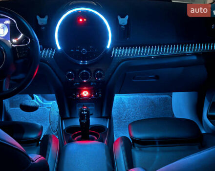 Черный Мини Кантримен, объемом двигателя 2 л и пробегом 73 тыс. км за 23999 $, фото 44 на Automoto.ua