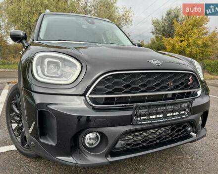 Черный Мини Кантримен, объемом двигателя 2 л и пробегом 73 тыс. км за 23999 $, фото 7 на Automoto.ua