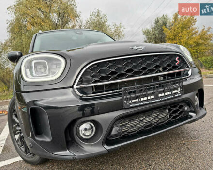 Черный Мини Кантримен, объемом двигателя 2 л и пробегом 73 тыс. км за 23900 $, фото 8 на Automoto.ua