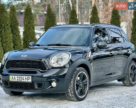 Черный Мини Кантримен, объемом двигателя 2 л и пробегом 199 тыс. км за 11990 $, фото 1 на Automoto.ua