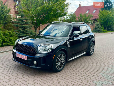 Мини Кантримен 2017 в Черновцах на Automoto.ua Черный Мини Кантримен, объемом двигателя 2 л и пробегом 133 тыс. км за 19999 $, фото 1 на Automoto.ua