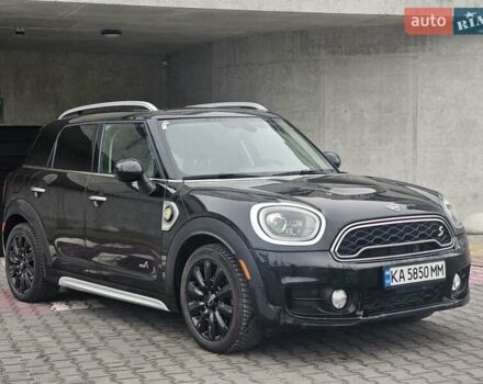 Чорний Міні Кантрімен, об'ємом двигуна 1.5 л та пробігом 103 тис. км за 23300 $, фото 1 на Automoto.ua