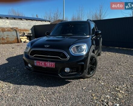 Черный Мини Кантримен, объемом двигателя 1.5 л и пробегом 98 тыс. км за 16999 $, фото 1 на Automoto.ua