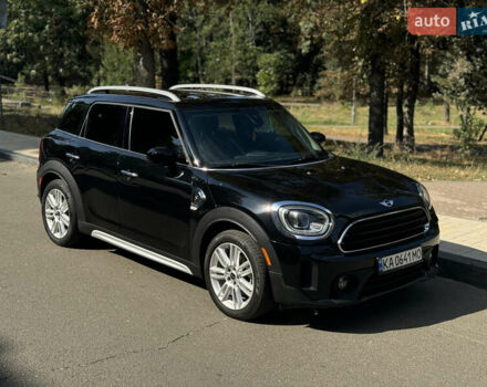 Черный Мини Кантримен, объемом двигателя 1.5 л и пробегом 75 тыс. км за 26500 $, фото 1 на Automoto.ua