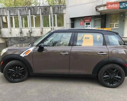 Коричневий Міні Кантрімен, об'ємом двигуна 1.6 л та пробігом 153 тис. км за 10300 $, фото 6 на Automoto.ua