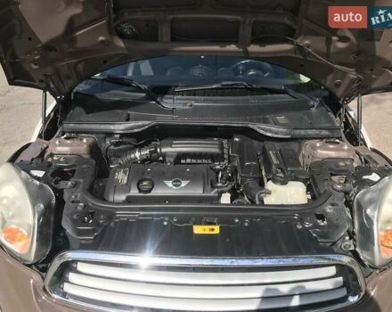 Коричневий Міні Кантрімен, об'ємом двигуна 1.6 л та пробігом 153 тис. км за 10300 $, фото 35 на Automoto.ua