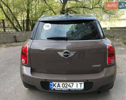 Коричневий Міні Кантрімен, об'ємом двигуна 1.6 л та пробігом 153 тис. км за 10300 $, фото 1 на Automoto.ua