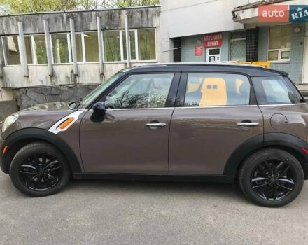 Коричневий Міні Кантрімен, об'ємом двигуна 1.6 л та пробігом 153 тис. км за 10300 $, фото 7 на Automoto.ua