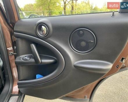 Коричневый Мини Кантримен, объемом двигателя 1.6 л и пробегом 92 тыс. км за 13500 $, фото 12 на Automoto.ua