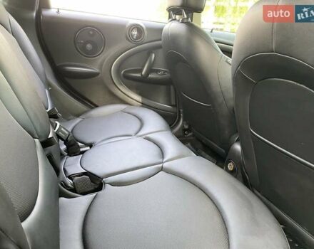 Коричневый Мини Кантримен, объемом двигателя 1.6 л и пробегом 92 тыс. км за 13500 $, фото 13 на Automoto.ua