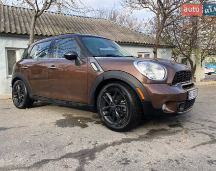 Коричневый Мини Кантримен, объемом двигателя 1.6 л и пробегом 92 тыс. км за 13500 $, фото 1 на Automoto.ua