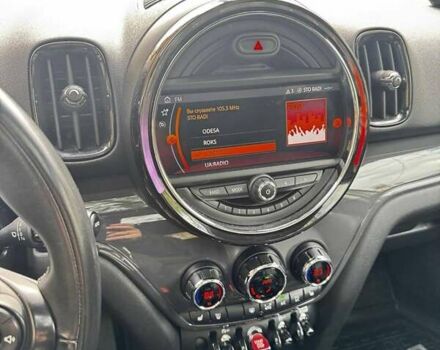 Коричневый Мини Кантримен, объемом двигателя 0 л и пробегом 115 тыс. км за 18700 $, фото 5 на Automoto.ua