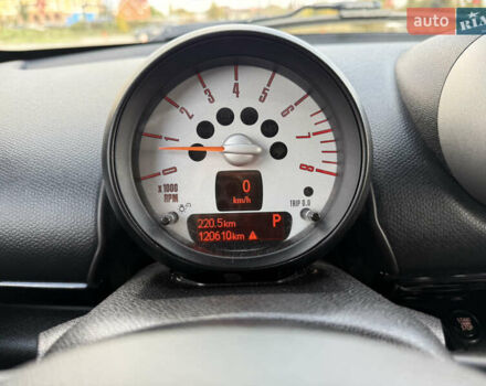 Коричневий Міні Кантрімен, об'ємом двигуна 1.6 л та пробігом 121 тис. км за 9200 $, фото 9 на Automoto.ua