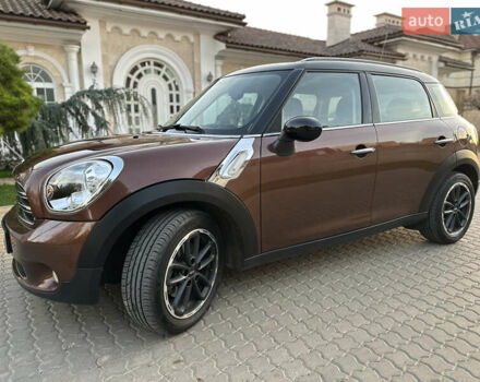 Коричневый Мини Кантримен, объемом двигателя 2 л и пробегом 35 тыс. км за 16200 $, фото 2 на Automoto.ua