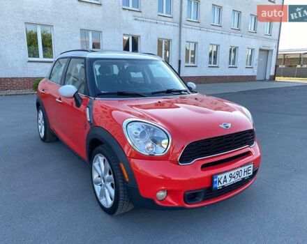 Красный Мини Кантримен, объемом двигателя 1.6 л и пробегом 222 тыс. км за 8500 $, фото 3 на Automoto.ua