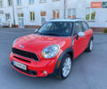 Красный Мини Кантримен, объемом двигателя 1.6 л и пробегом 222 тыс. км за 8500 $, фото 1 на Automoto.ua