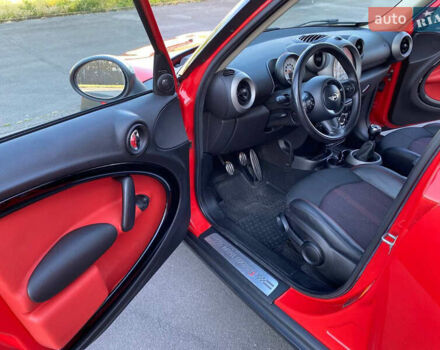 Красный Мини Кантримен, объемом двигателя 1.6 л и пробегом 222 тыс. км за 8500 $, фото 9 на Automoto.ua