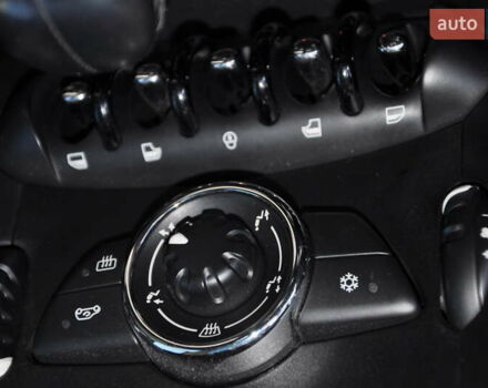 Червоний Міні Кантрімен, об'ємом двигуна 1.6 л та пробігом 112 тис. км за 8500 $, фото 26 на Automoto.ua