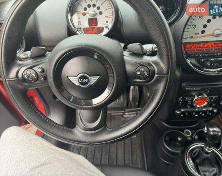Червоний Міні Кантрімен, об'ємом двигуна 1.6 л та пробігом 134 тис. км за 10300 $, фото 7 на Automoto.ua
