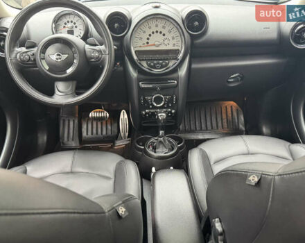 Червоний Міні Кантрімен, об'ємом двигуна 1.6 л та пробігом 134 тис. км за 10300 $, фото 12 на Automoto.ua