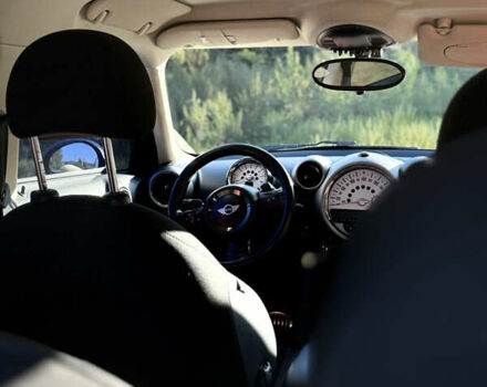 Червоний Міні Кантрімен, об'ємом двигуна 1.6 л та пробігом 160 тис. км за 9900 $, фото 7 на Automoto.ua