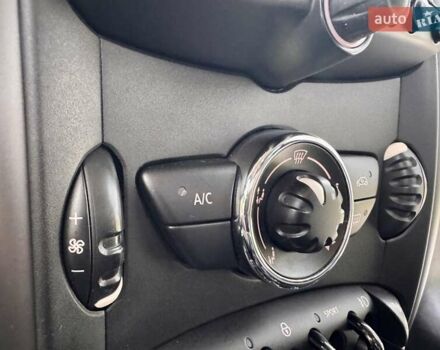 Червоний Міні Кантрімен, об'ємом двигуна 1.6 л та пробігом 159 тис. км за 8999 $, фото 51 на Automoto.ua