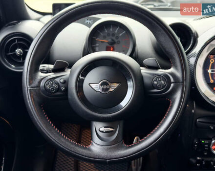 Червоний Міні Кантрімен, об'ємом двигуна 1.6 л та пробігом 139 тис. км за 13400 $, фото 12 на Automoto.ua