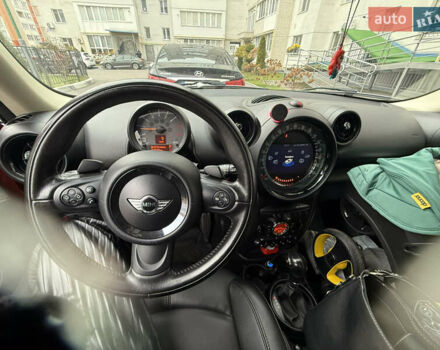 Красный Мини Кантримен, объемом двигателя 1.5 л и пробегом 78 тыс. км за 17500 $, фото 4 на Automoto.ua