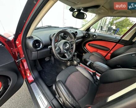 Красный Мини Кантримен, объемом двигателя 1.6 л и пробегом 122 тыс. км за 13500 $, фото 6 на Automoto.ua