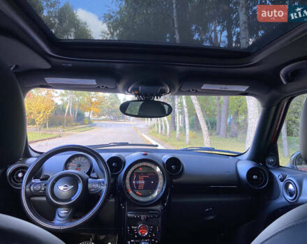 Червоний Міні Кантрімен, об'ємом двигуна 1.6 л та пробігом 80 тис. км за 13900 $, фото 31 на Automoto.ua