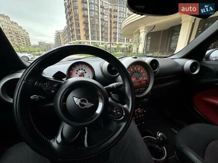 Мини Кантримен 2011 в Киеве на Automoto.ua Красный Мини Кантримен, объемом двигателя 1.6 л и пробегом 150 тыс. км за 8888 $, фото 1 на Automoto.ua