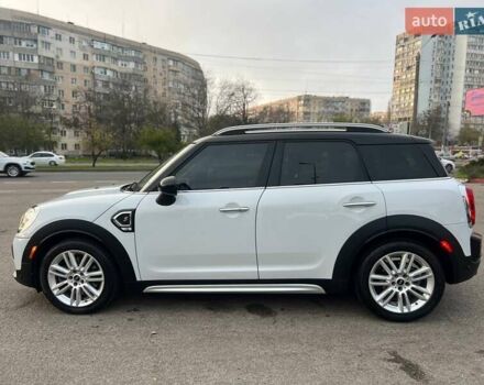 Мини Кантримен, объемом двигателя 2 л и пробегом 92 тыс. км за 18900 $, фото 6 на Automoto.ua