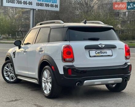 Мини Кантримен, объемом двигателя 2 л и пробегом 92 тыс. км за 18900 $, фото 7 на Automoto.ua